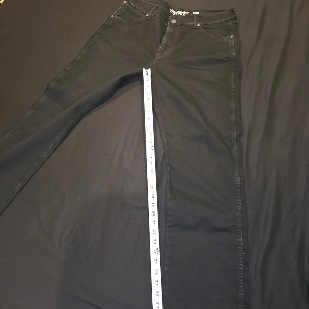 Wrangler Black Retro Slim Straight 36 x32 - Picture 6 of 9